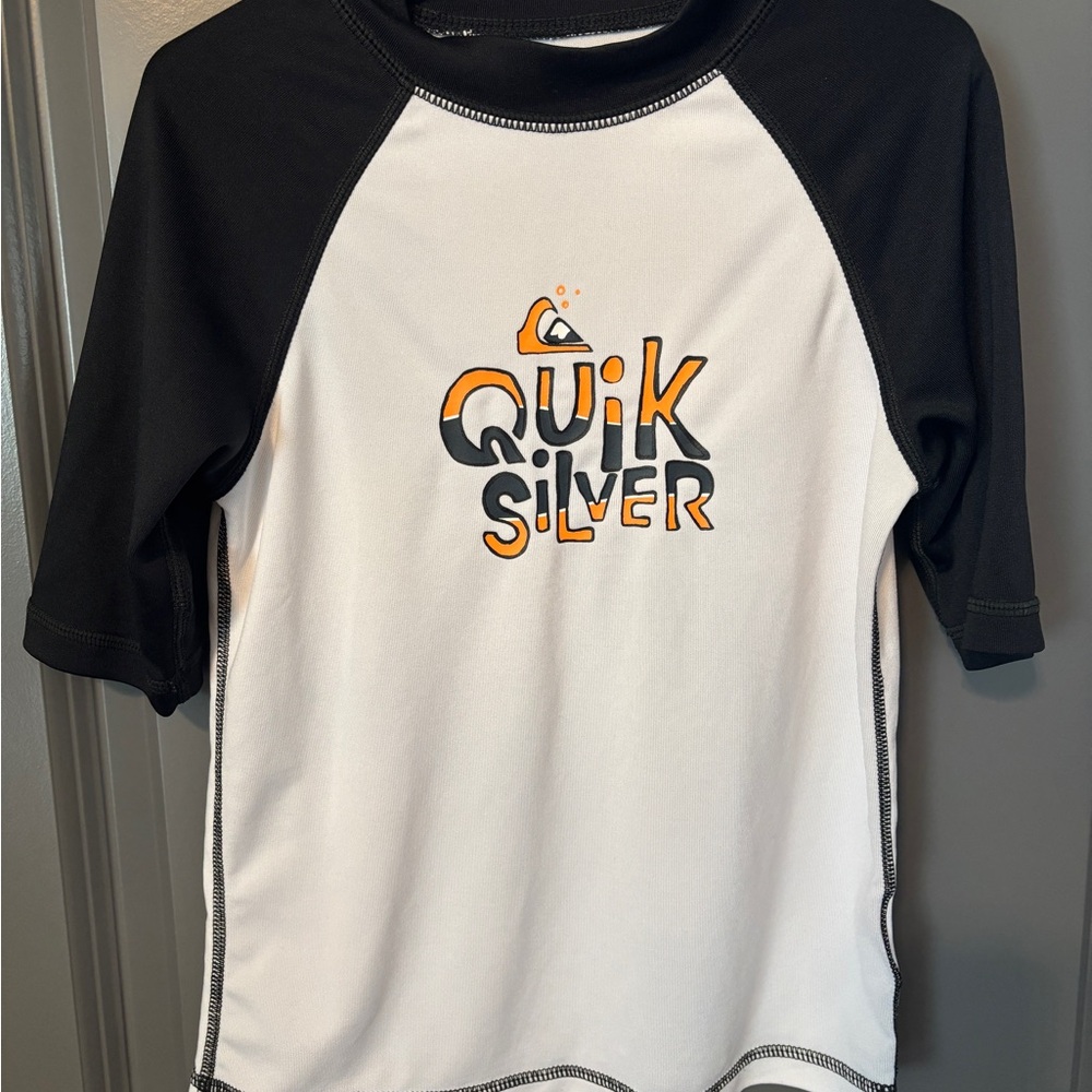 Quiksilver Black and White Shirt
